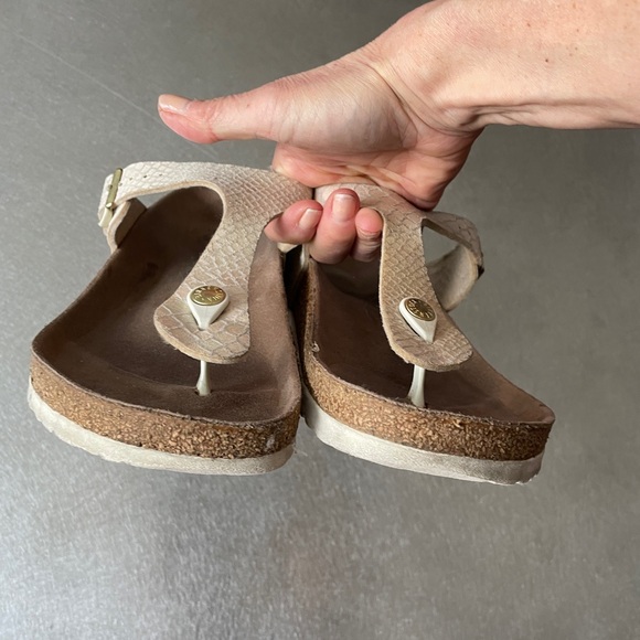 Silvery Pink Iridescent embossed leather Birkenstock Sandals, EU 40/US 9/9.5 - Picture 9 of 16